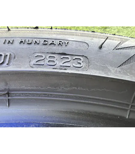 245/40 R19 Bridgestone Blizzak LM005 téli gumi 6,5mm 5