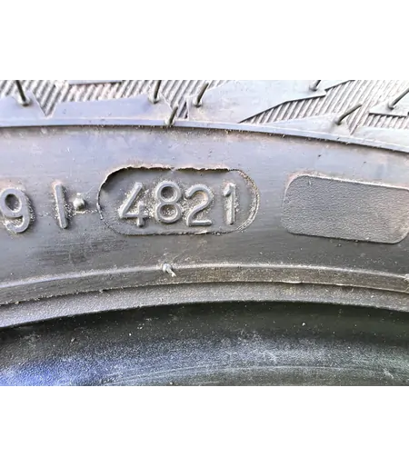 205/55 R16 Nokian WR Snowproof téli gumi 7,5mm 6