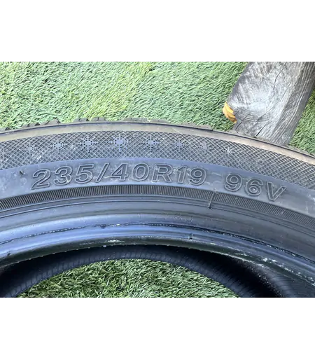 235/45 R19 Lassa Snoways 4 téli gumi 5-5,5mm 4