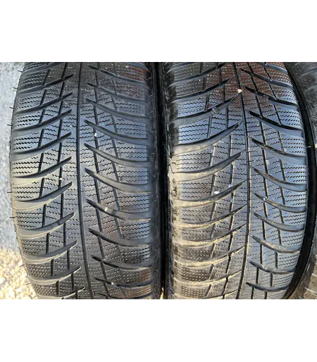 215/65 R17 Bridgestone Blizzak LM001 téli gumi 6mm 2