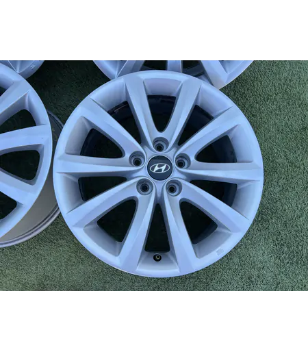 5x114.3 17" Hyundai gyári alufelni 7,5Jx17h2 ET46 - Mobil Gumis 4