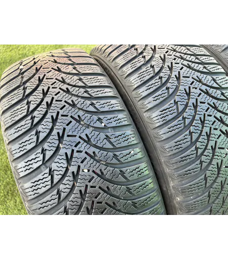 215/60 R16 Kumho WinterCraft WP51 téli gumi 5,5-6mm 2