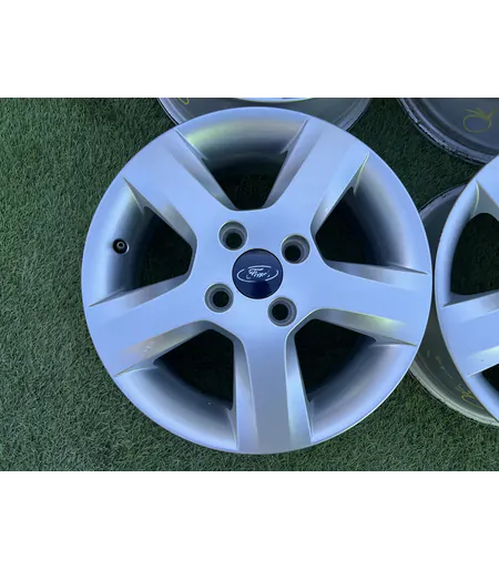 4x108 15" Ford gyári alufelni 6Jx15h2 ET52,5 2