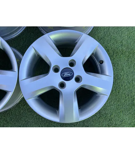 4x108 15" Ford gyári alufelni 6Jx15h2 ET52,5 3