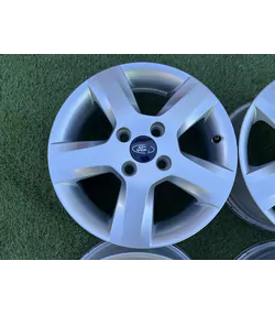 4x108 15" Ford gyári alufelni 6Jx15h2 ET52,5 4