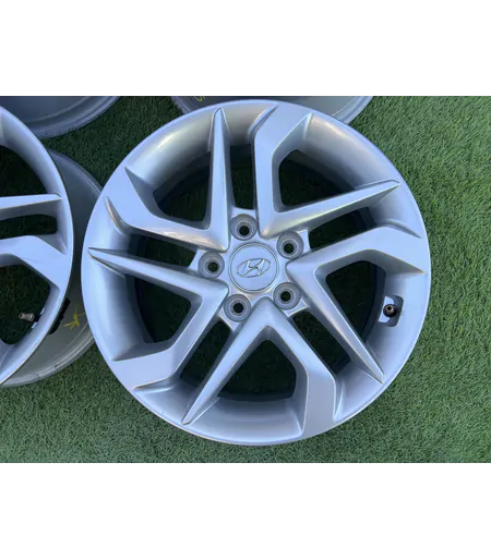 5x114.3 16" Hyundai gyári alufelni + TPMS szenzor 6,5Jx16h2 ET45 3