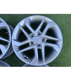 5x114.3 16" Hyundai gyári alufelni + TPMS szenzor 6,5Jx16h2 ET45 4
