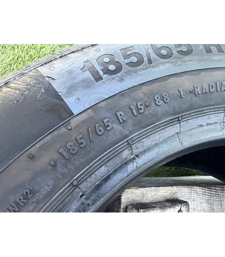 185/60 R15 Continental ContiPreiumContact 5 nyári gumi 4,5-5mm - Mobil Gumis 5