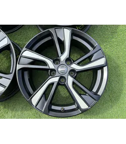5x114.3 18" Nissan gyári alufelni 7Jx18h2 ET47 3
