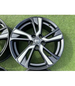 5x114.3 18" Nissan gyári alufelni 7Jx18h2 ET47 4