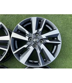 4x100 16" Nissan gyári alufelni 6Jx16h2 ET50 4