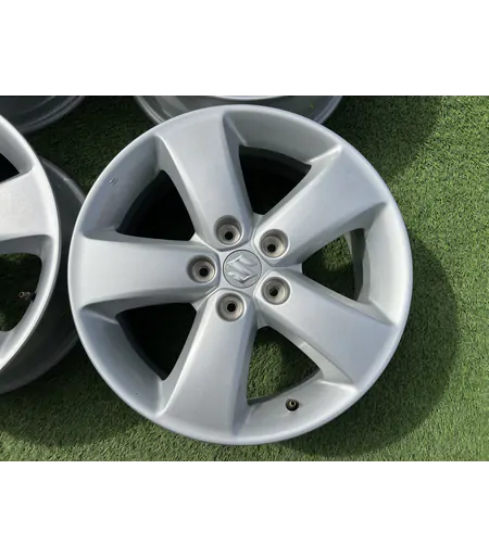 5x114.3 17" Suzuki gyári alufelni 6,5Jx17h2 ET45 3