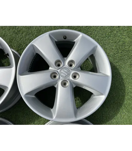 5x114.3 17" Suzuki gyári alufelni 6,5Jx17h2 ET45 4