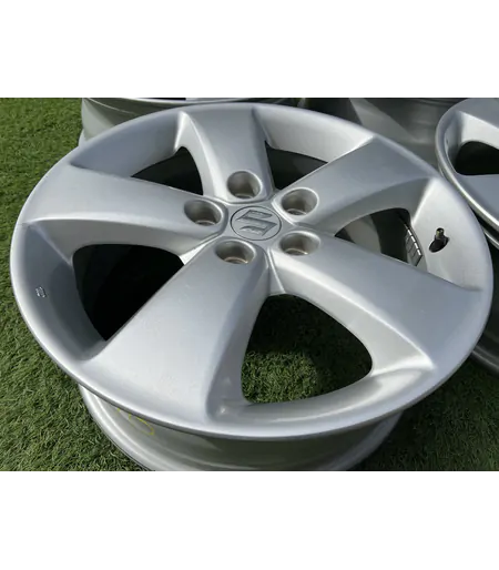5x114.3 17" Suzuki gyári alufelni 6,5Jx17h2 ET45 6