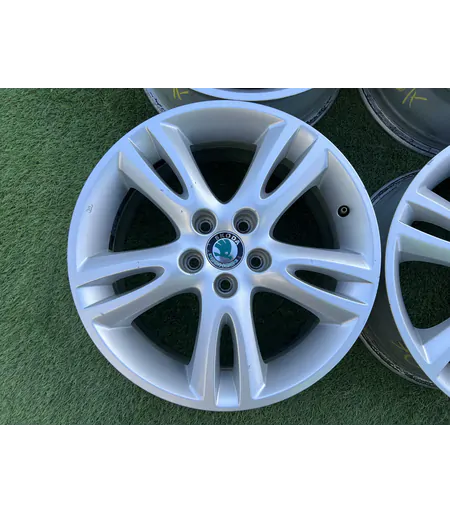 5x100 16" Skoda gyári alufelni 6,5Jx16h2 ET43 2