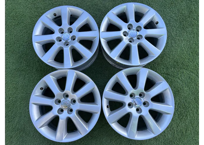 5x100 16" Toyota gyári alufelni 6,5Jx16h2 ET45 alapértelmezett kép