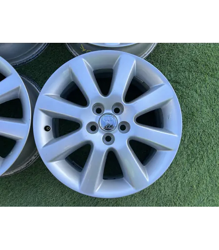 5x100 16" Toyota gyári alufelni 6,5Jx16h2 ET45 3