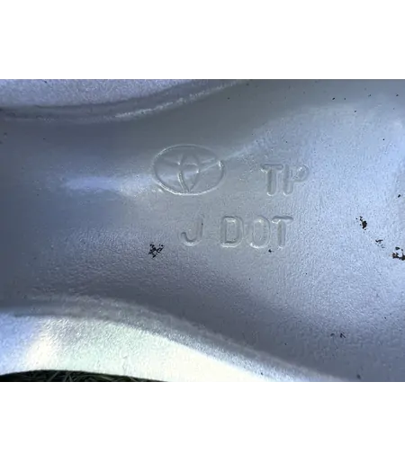 5x100 16" Toyota gyári alufelni 6,5Jx16h2 ET45 7