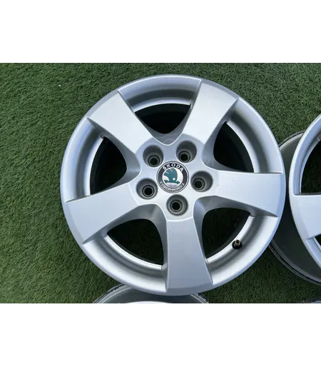 5x100 14" Skoda gyári alufelni 6Jx14h2 ET43 5