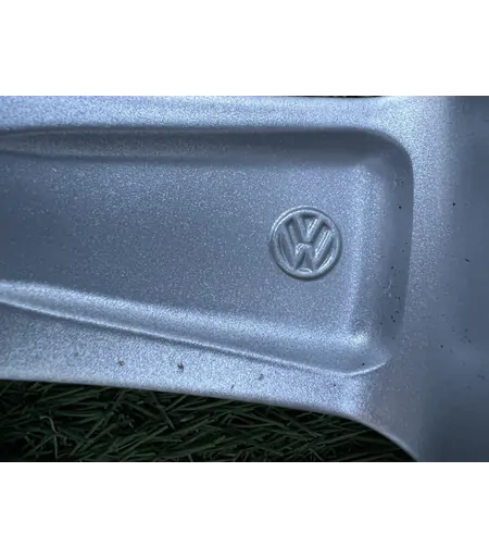 5x112 16" Volkswagen gyári alufelni 6Jx16h2 ET50 8