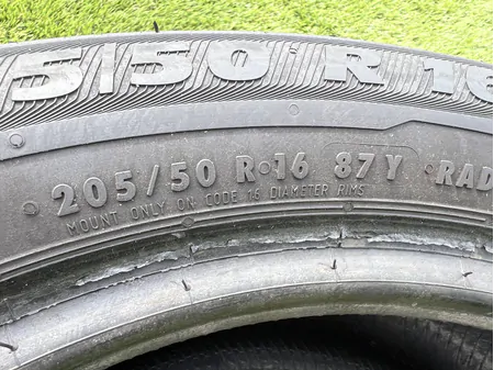 205/50 R16 Semperit Speed-life 2 nyári gumi 5mm 6