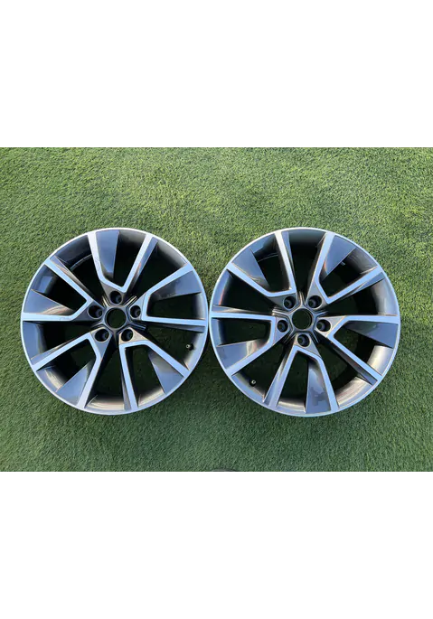 5x112 18" Skoda gyári alufelni 2DB 7Jx18h2 ET45 57 A.601 025.D 8Z8 - Mobil Gumis