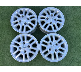 4x114.3 14" Nissan gyári alufelni 5,5Jx14h2 ET45 alapértelmezett kép