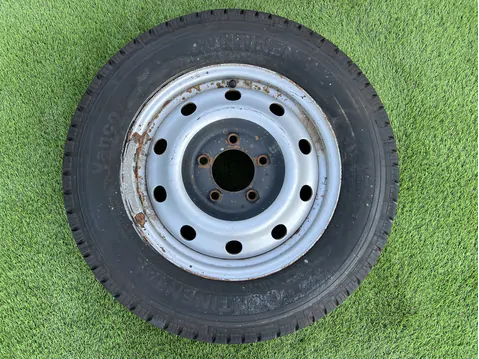 5x130 16" Renault Master gyári pótkerék lemezfelni 225/65 R16C nyári gumikkal