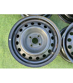 4x100 15" Kia gyári lemezfelni 5,5Jx15h2 ET36 2