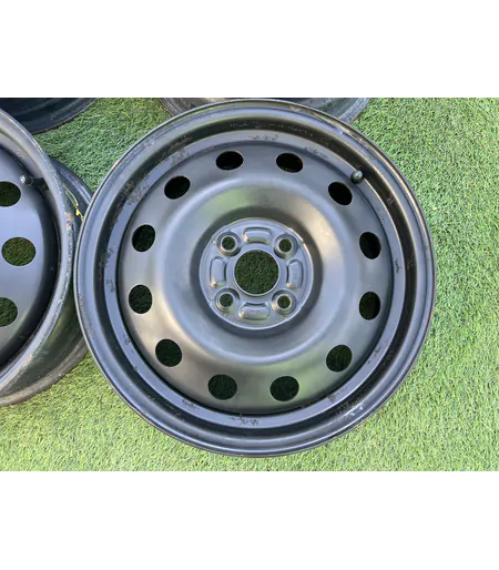 4x100 15" Toyota gyári lemezfelni 5,5Jx15h2 ET45 3