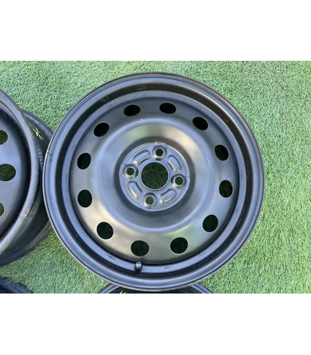 4x100 15" Toyota gyári lemezfelni 5,5Jx15h2 ET45 4