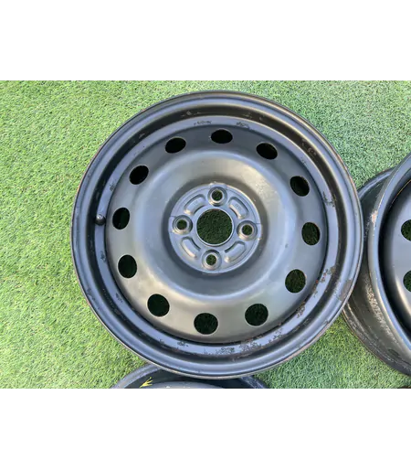 4x100 15" Toyota gyári lemezfelni 5,5Jx15h2 ET45 5