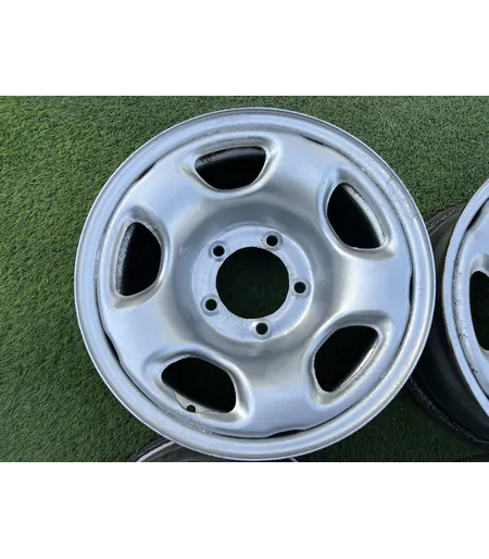 5x139.7 16" Suzuki Vitara gyári lemezfelni 7Jx16h2 ET5 4