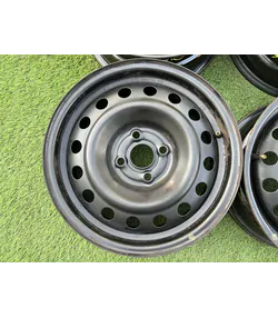 4x100 15" Kia gyári lemezfelni 5,5Jx15h2 ET36 2