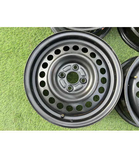 4x100 15" Toyota gyári lemezfelni 5,5Jx15h2 ET45 2