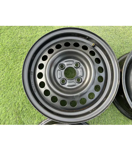 4x100 15" Toyota gyári lemezfelni 5,5Jx15h2 ET45 5