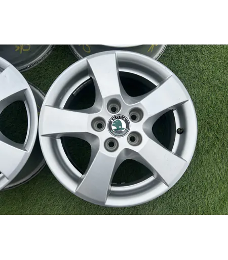 5x100 14" Skoda gyári alufelni 6Jx14h2 ET43 3