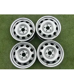 5x114.3 16" Dacia Duster újszerű gyári lemezfelni 6,5Jx16h2 ET50 1