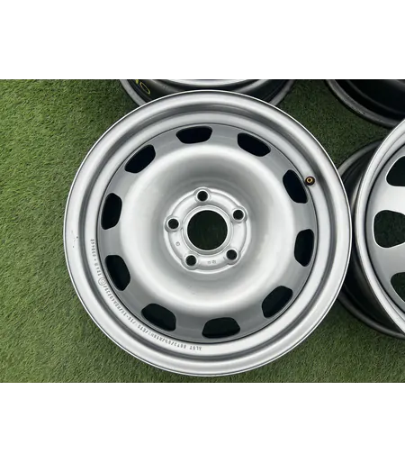 5x114.3 16" Dacia Duster újszerű gyári lemezfelni 6,5Jx16h2 ET50 2