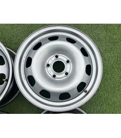 5x114.3 16" Dacia Duster újszerű gyári lemezfelni 6,5Jx16h2 ET50 4