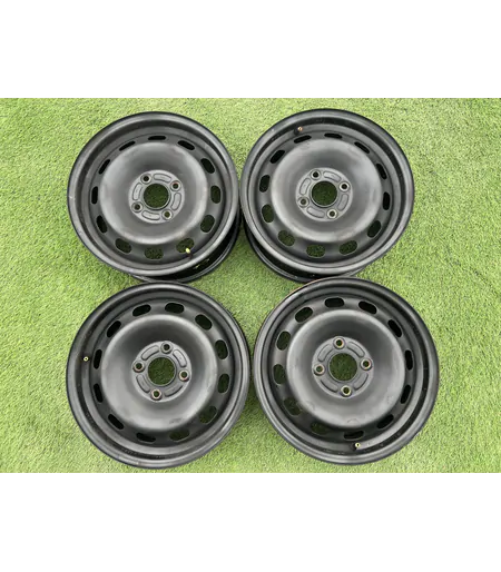 4x108 15" Ford gyári lemezfelni 6Jx15h2 ET47,5 1