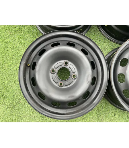 4x108 15" Ford gyári lemezfelni 6Jx15h2 ET47,5 2
