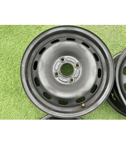 4x108 15" Ford gyári lemezfelni 6Jx15h2 ET47,5 5