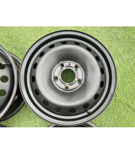 5x118 16" Opel Vivaro, Renault Trafic, Nissan Primastar gyári lemezfelni 6Jx16h2 ET50 4