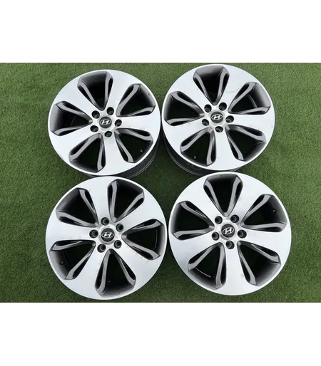 5x114.3 18" Hyundai gyári alufelni 7Jx18h2 ET41 1