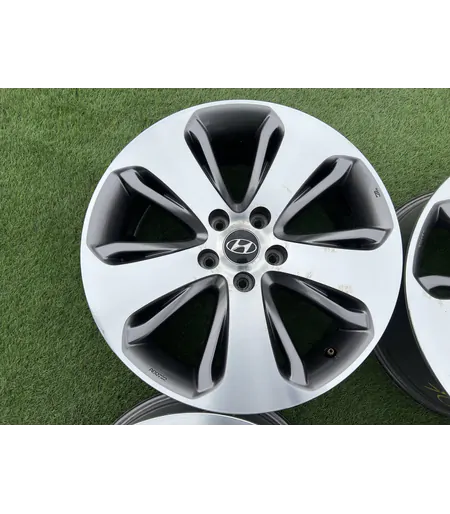 5x114.3 18" Hyundai gyári alufelni 7Jx18h2 ET41 5