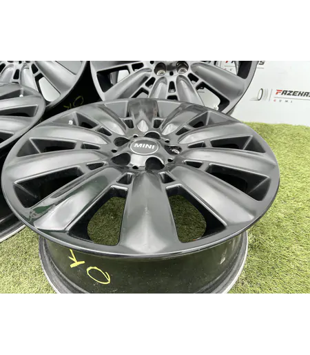 5x112 18" Mini gyári alufelni + TPMS 7,5Jx18h2 ET51 - Mobil Gumis 2