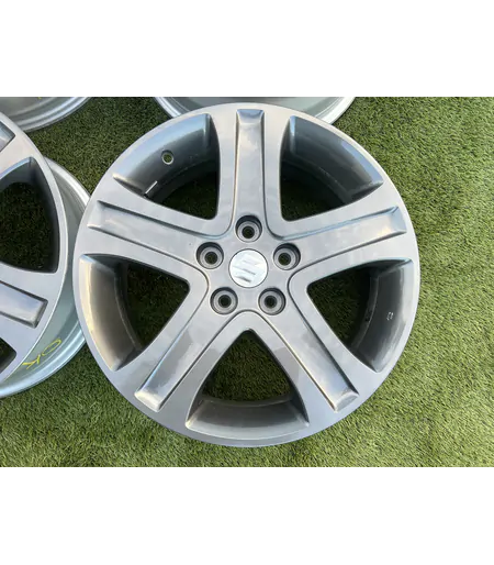 5x114.3 17" Suzuki gyári alufelni 6,5Jx17h2 ET45 3