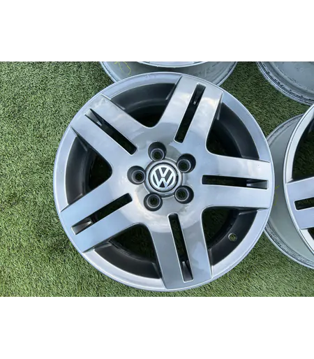 5x100 15" Volkswagen gyári alufelni 6Jx15h2 ET38 3