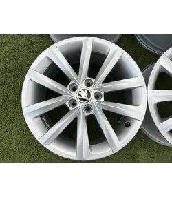 5x100 16" Skoda gyári alufelni 7Jx16h2 ET46 3